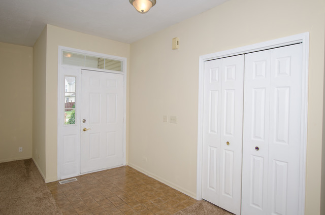 1663 Blackwell Ln, Aurora, IL 60504 photo 6