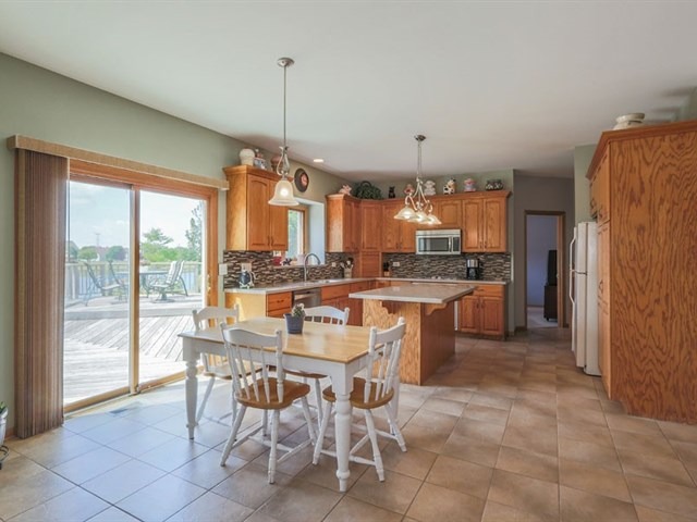 13407 Wellesley Ct, Plainfield, IL 60585 photo 7