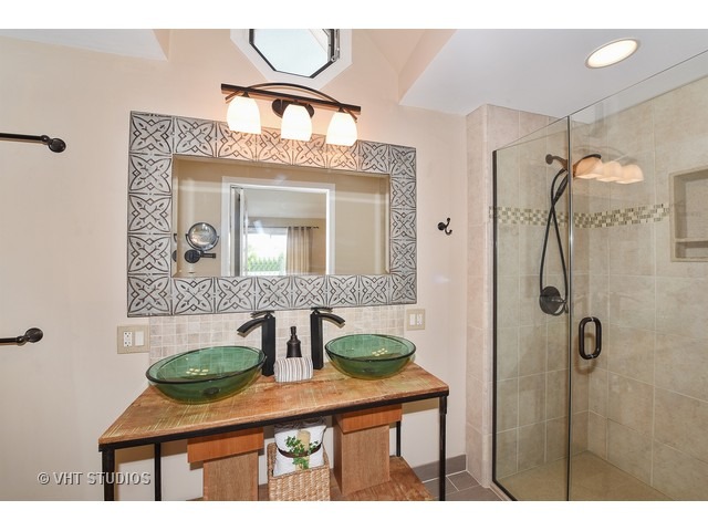 752 N Adele St, Elmhurst, IL 60126 photo 10