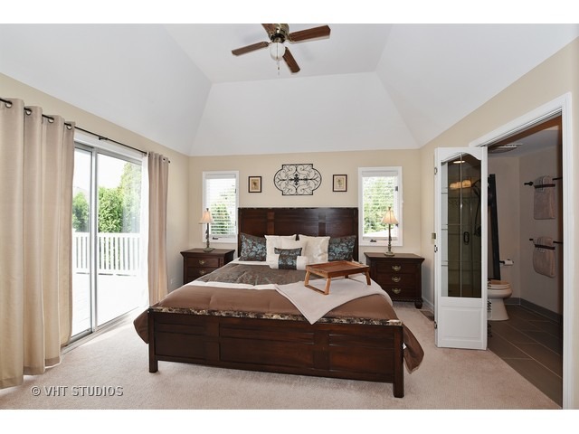 752 N Adele St, Elmhurst, IL 60126 photo 9