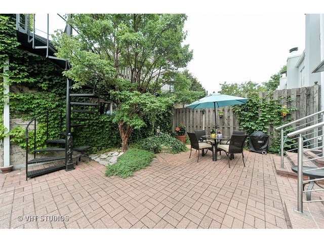 912 S Morgan St, Chicago, IL 60607 photo 21