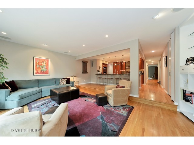 912 S Morgan St, Chicago, IL 60607 photo 9
