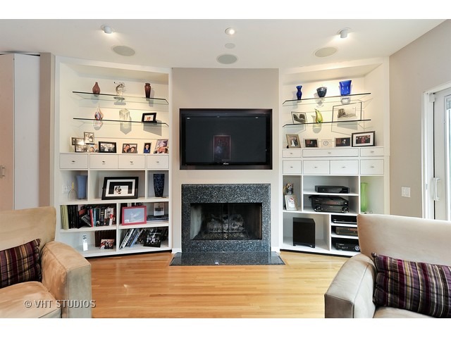 912 S Morgan St, Chicago, IL 60607 photo 8