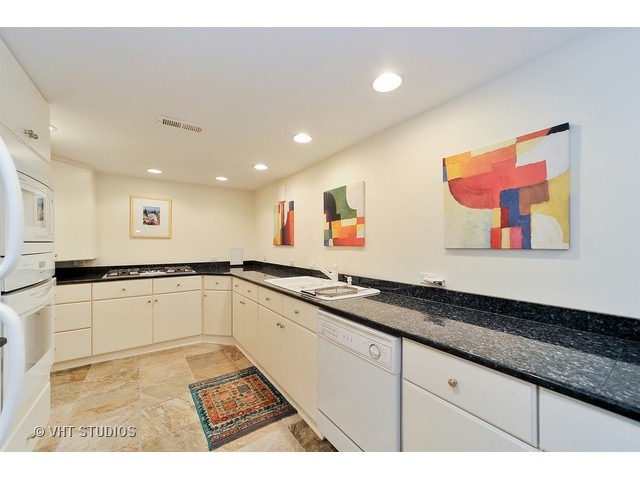 912 S Morgan St, Chicago, IL 60607 photo 18