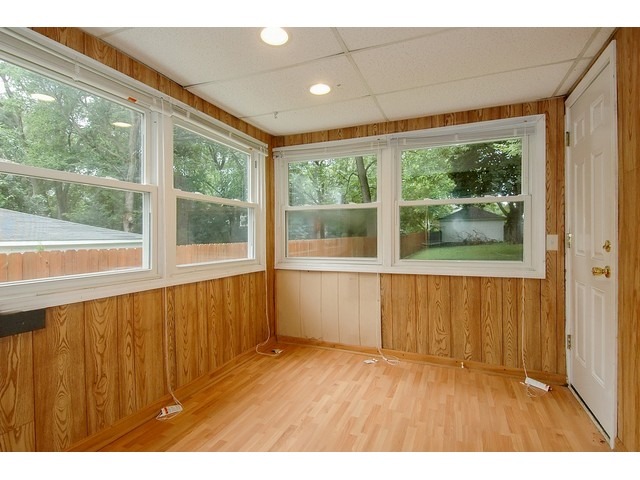 36 S Union St, Elgin, IL 60123 photo 13