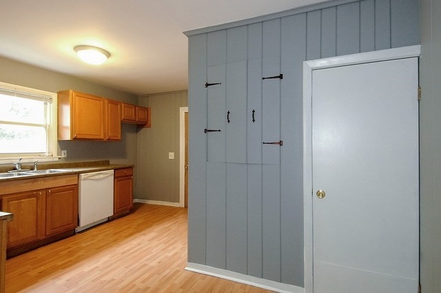 36 S Union St, Elgin, IL 60123 photo 20
