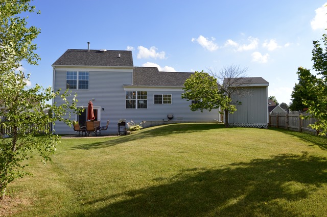 1900 Gleneagle Cir, Elgin, IL 60123 photo 21