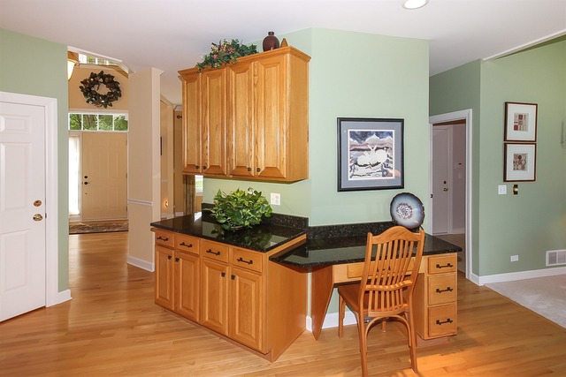 1583 Old Forge Rd, Bartlett, IL 60103 photo 10