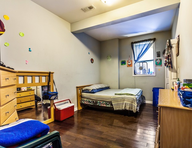 6136 S Champlain Ave, Chicago, IL 60637 photo 7