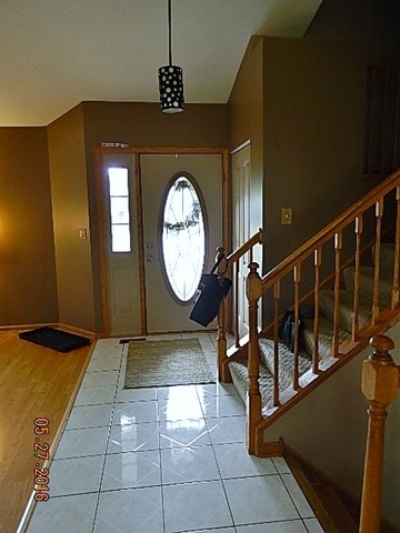 1570 Lenox Ct, Bartlett, IL 60103 photo 2