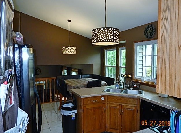 1570 Lenox Ct, Bartlett, IL 60103 photo 7