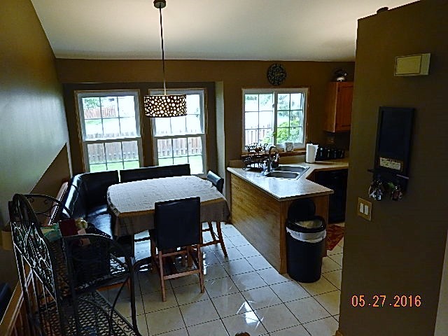 1570 Lenox Ct, Bartlett, IL 60103 photo 8