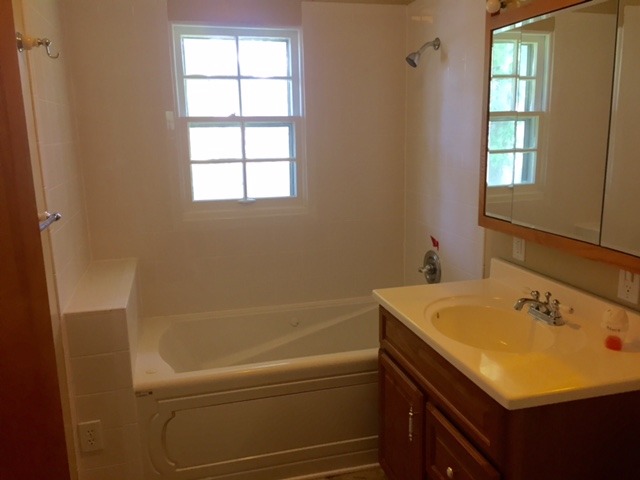 13 Circle Dr E, Montgomery, IL 60538 photo 8