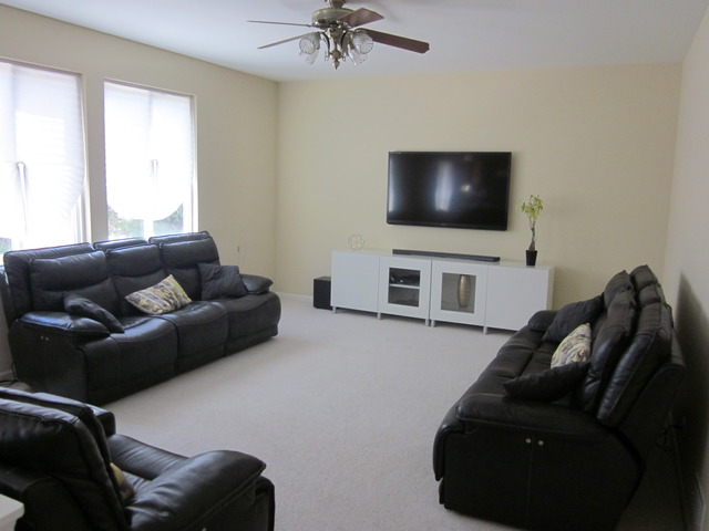 145 Ruzich Dr, Bartlett, IL 60103 photo 7