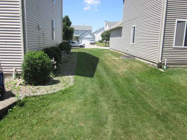 145 Ruzich Dr, Bartlett, IL 60103 photo 24