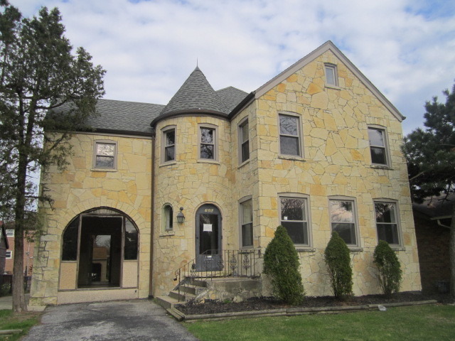 720 Selborne Rd, Riverside, IL 60546 photo 1