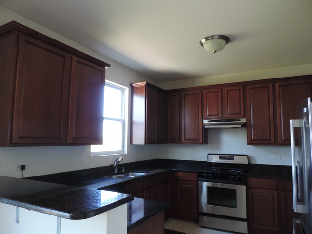 25142 Spring St, Manhattan, IL 60442 photo 3