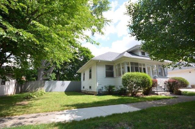 466 Standish St, Elgin, IL 60123 photo 17