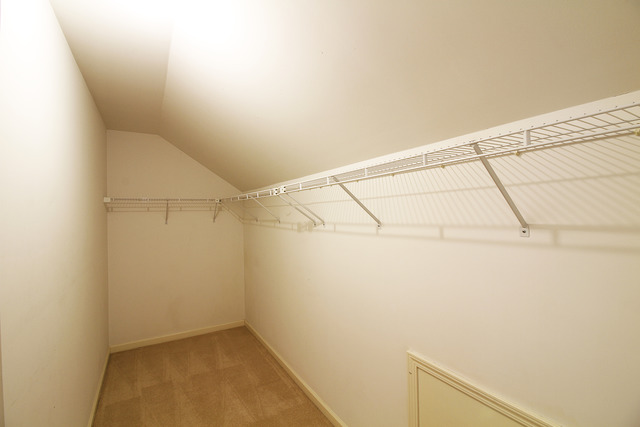 2130 Hallmark Ct, Wheaton, IL 60187 photo 15