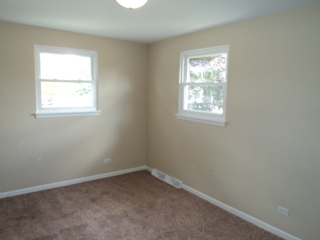 8777 Plainfield Rd, Lyons, IL 60534 photo 11