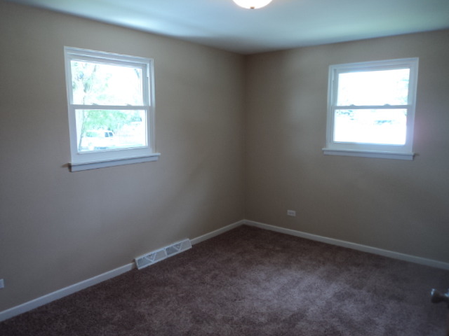 8777 Plainfield Rd, Lyons, IL 60534 photo 13