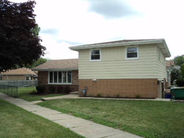 8777 Plainfield Rd, Lyons, IL 60534 photo 1