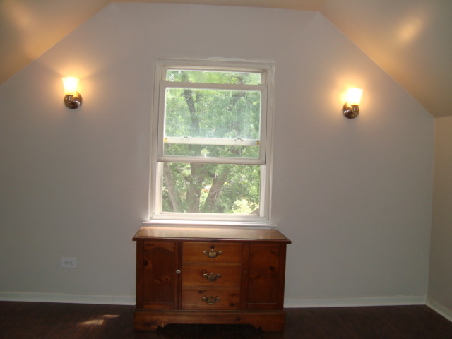 1011 S 2nd Ave, Des Plaines, IL 60016 photo 8