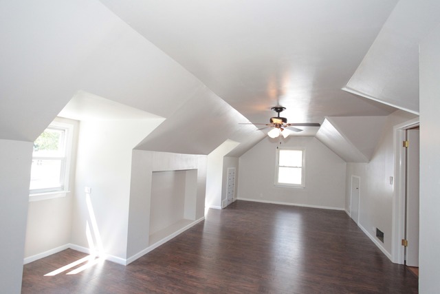 1011 S 2nd Ave, Des Plaines, IL 60016 photo 9