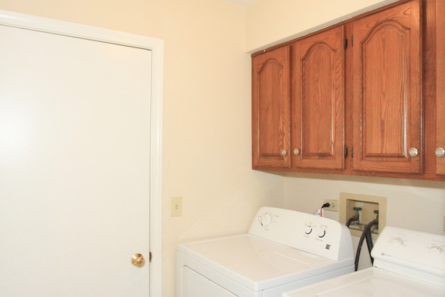 648 White Oak Ln, Bartlett, IL 60103 photo 7