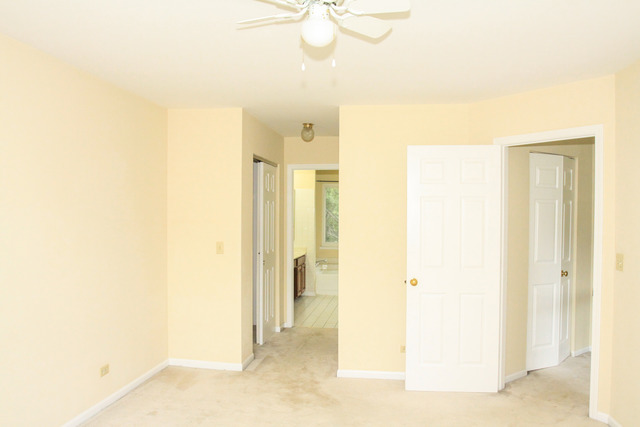 648 White Oak Ln, Bartlett, IL 60103 photo 8