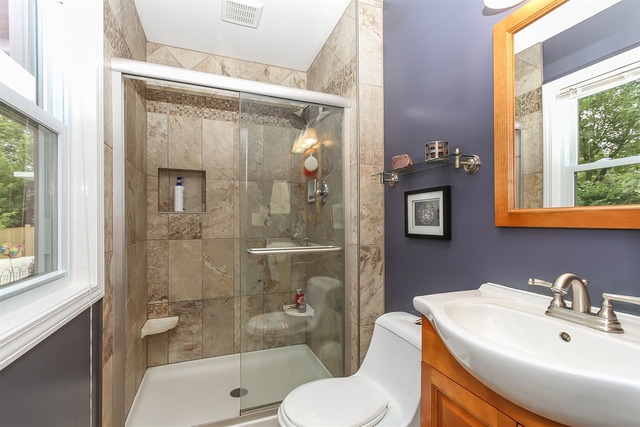 3900 N Firestone Dr, Hoffman Estates, IL 60192 photo 15