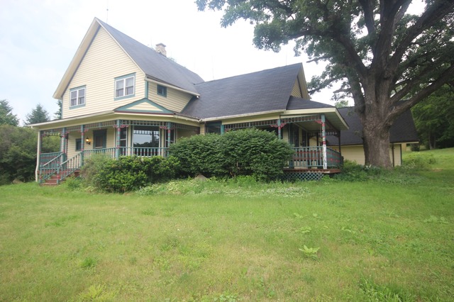7107 Spring Grove Rd, Spring Grove, IL 60081 photo 1
