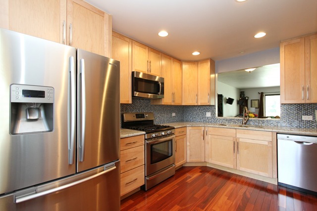 1132 E Cunningham Dr, Palatine, IL 60074 photo 5