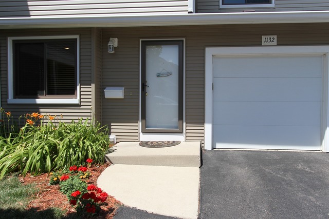 1132 E Cunningham Dr, Palatine, IL 60074 photo 17