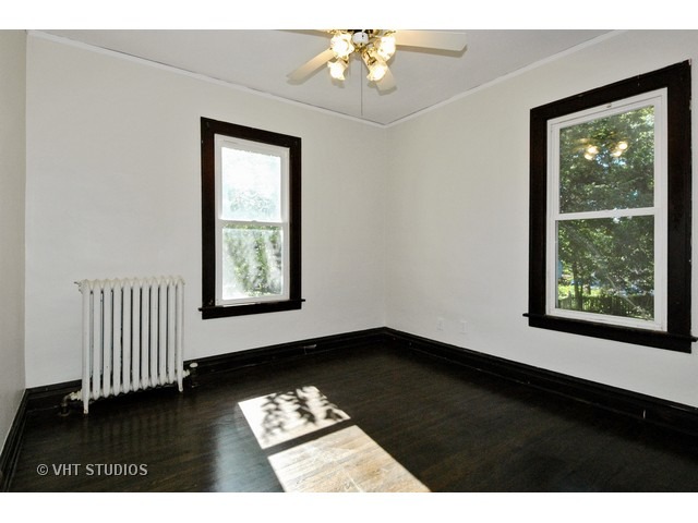 375 North St, Elgin, IL 60120 photo 7