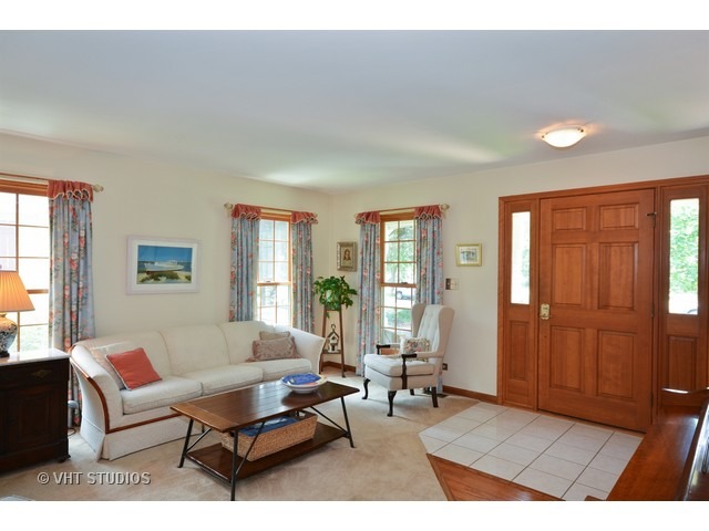 169 Bates St, Wheaton, IL 60187 photo 10