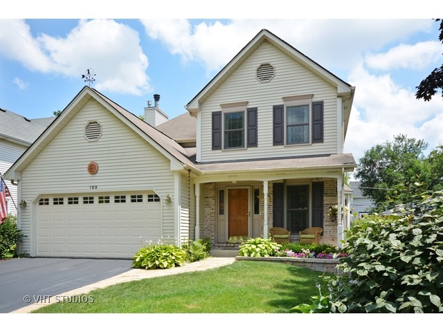 169 Bates St, Wheaton, IL 60187 photo 2