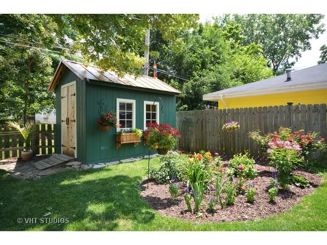 169 Bates St, Wheaton, IL 60187 photo 24