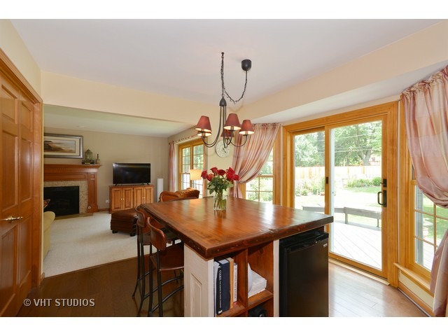 169 Bates St, Wheaton, IL 60187 photo 7