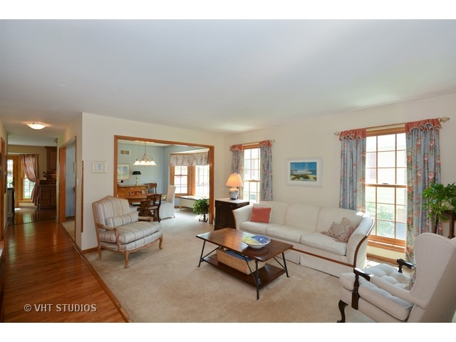 169 Bates St, Wheaton, IL 60187 photo 11