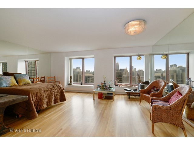 161 E Chicago Ave #27D, Chicago, IL 60611 photo 3
