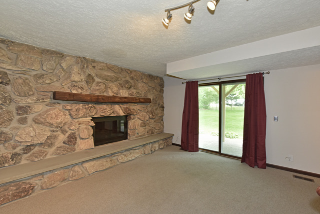 35967 N Watson Ave, Ingleside, IL 60041 photo 11