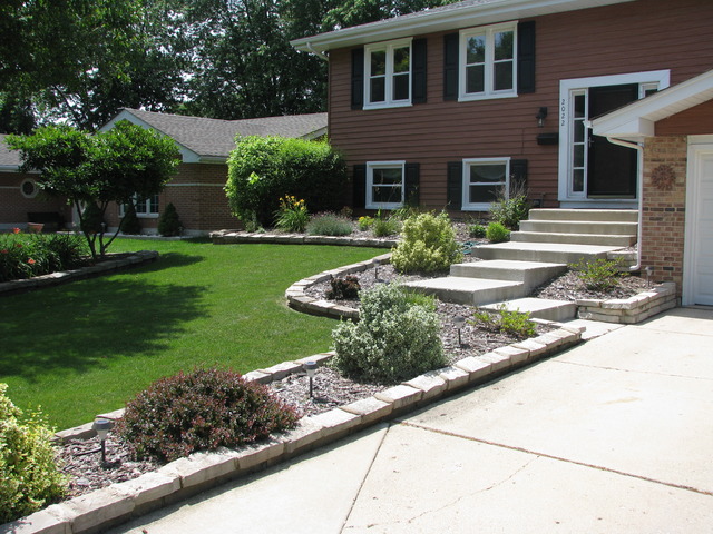 2022 E Parkview Cir, Hoffman Estates, IL 60169 photo 2