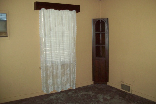 409 W Winfield St, Morrison, IL 61270 photo 7
