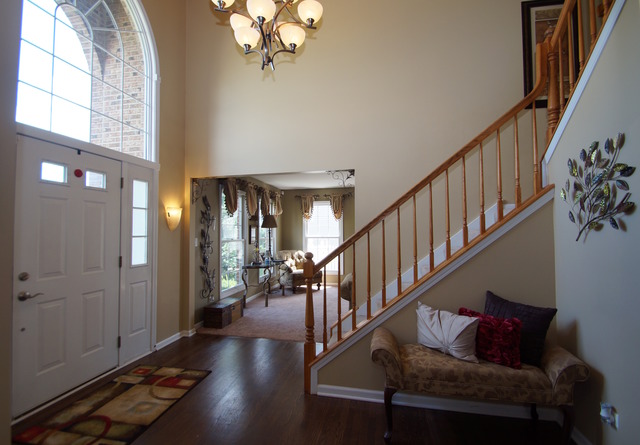 13500 Rockefeller Cir, Plainfield, IL 60544 photo 2