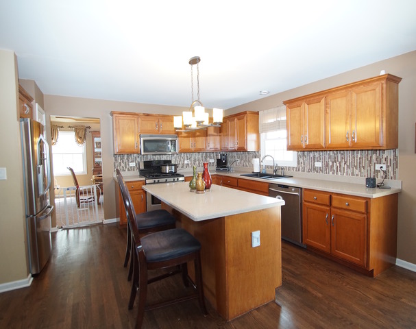 13500 Rockefeller Cir, Plainfield, IL 60544 photo 6
