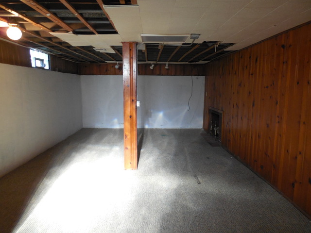 836 S 3rd Ave, Kankakee, IL 60901 photo 8