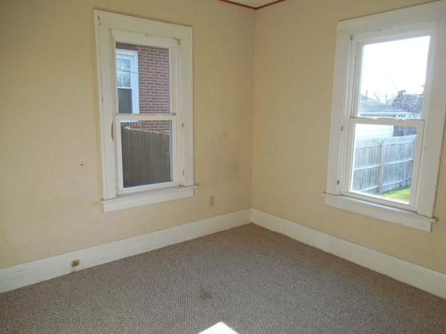 836 S 3rd Ave, Kankakee, IL 60901 photo 6