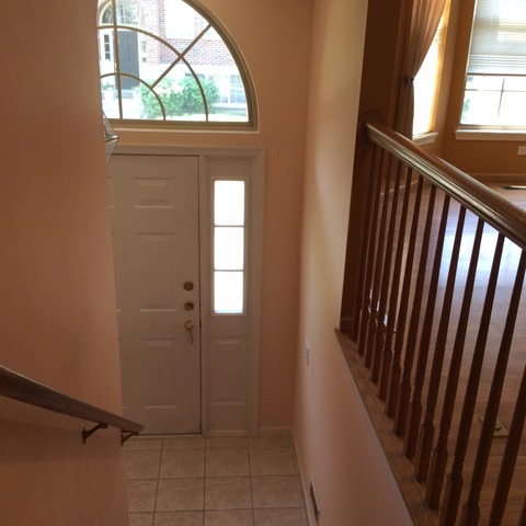 705 Prestwick Ln, Wheeling, IL 60090 photo 2