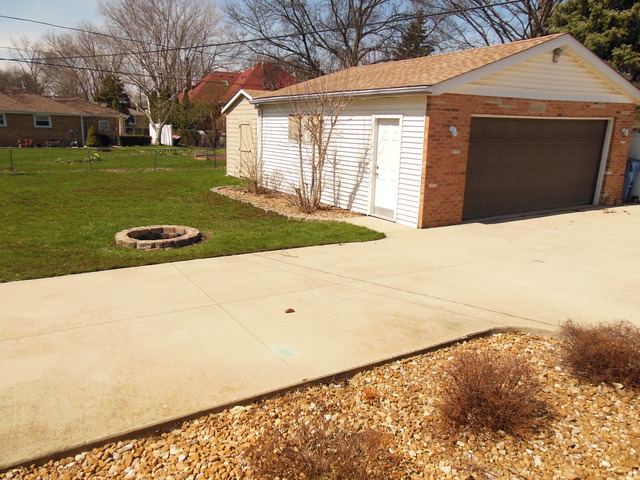 516 Spring St, Roselle, IL 60172 photo 20